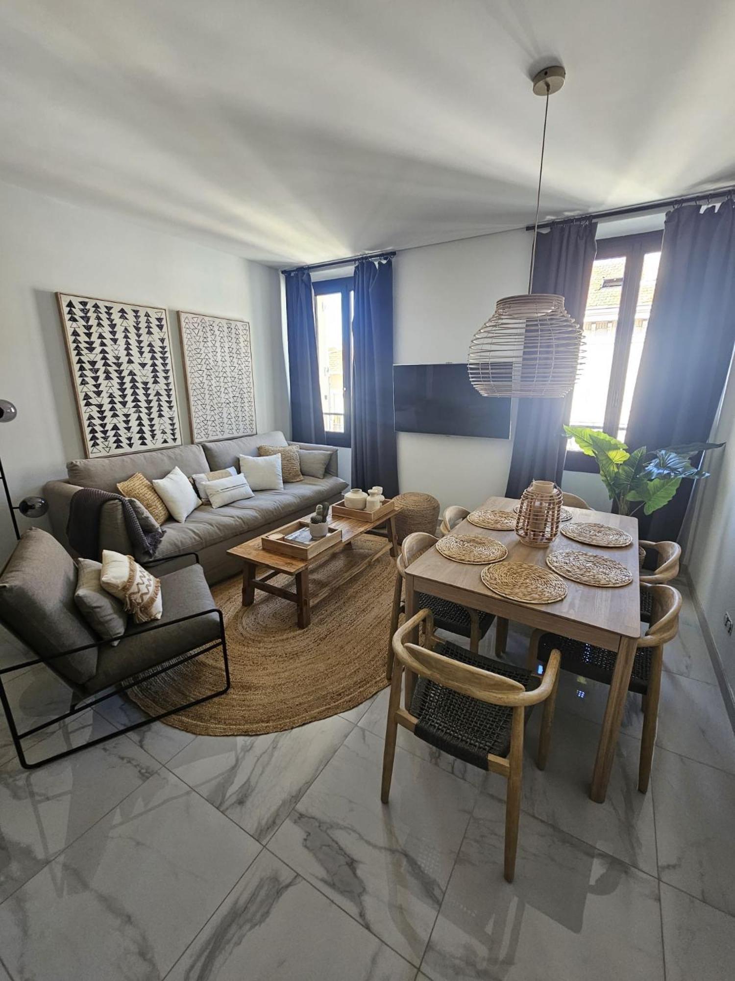Paloma Apartment